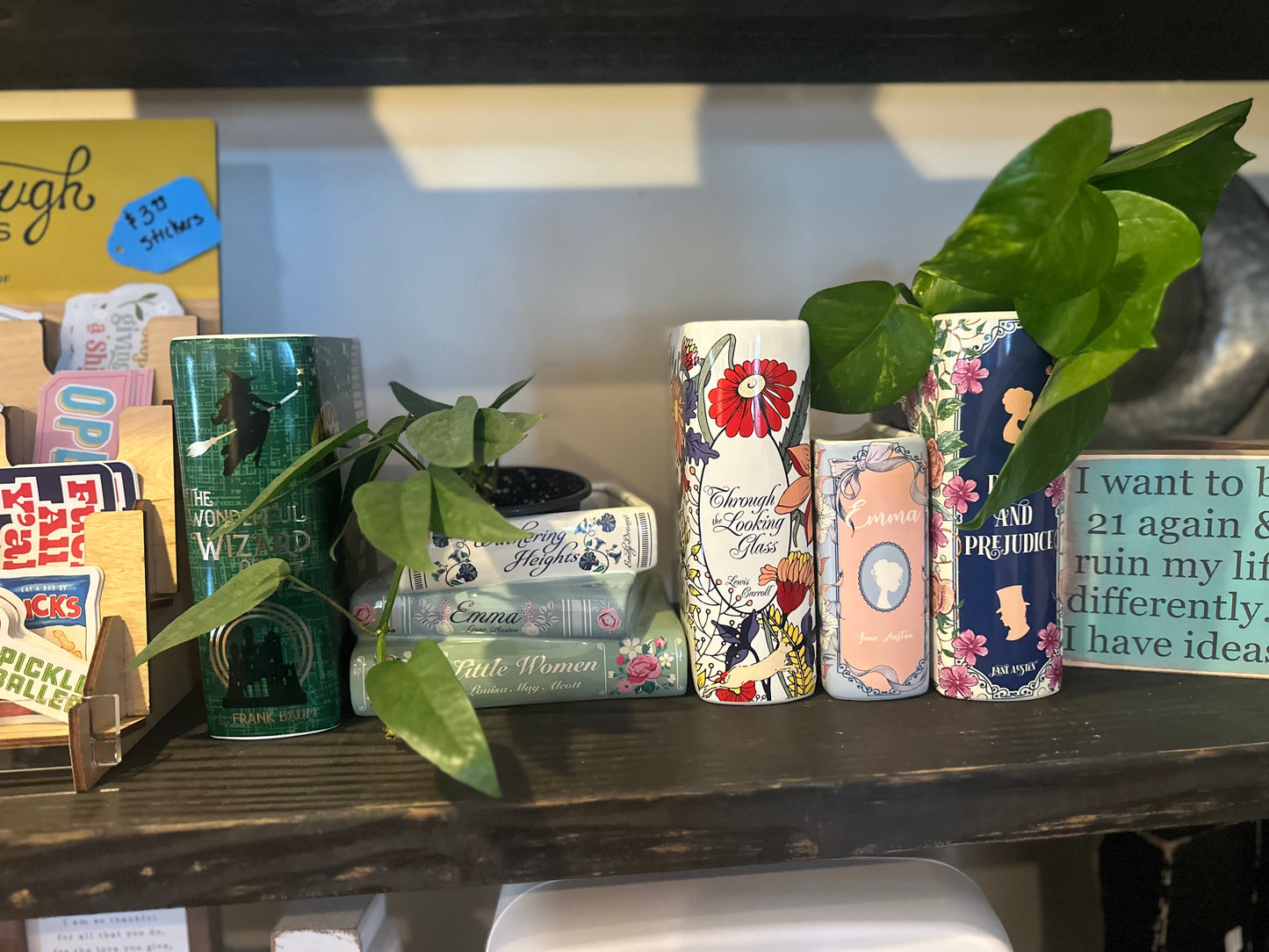 Emma Book Vase