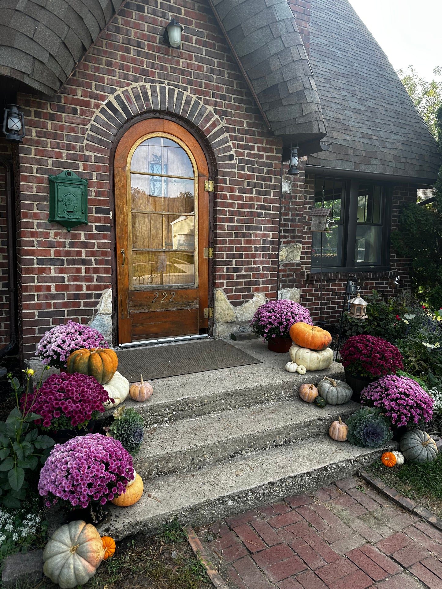 Custom Fall Porch Styling