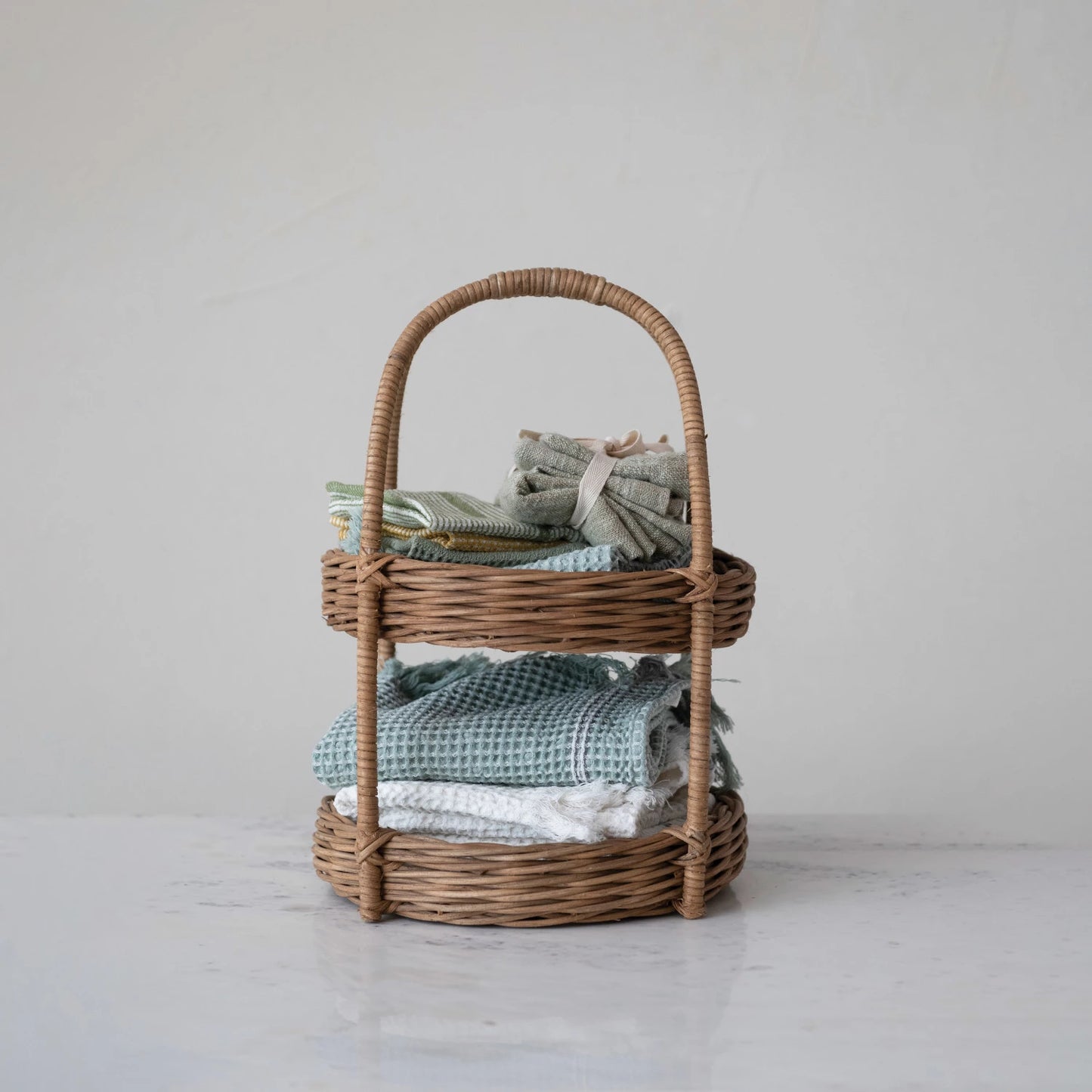 Wicker tier tray