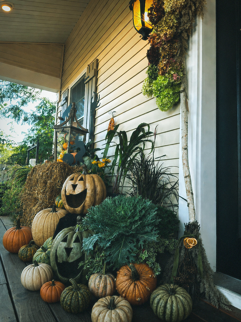 Custom Fall Porch Styling